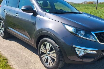 Kia Sportage 99.700 km 16.300 &euro; Dörentrup 32694