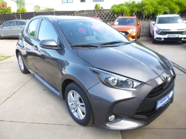 Yaris