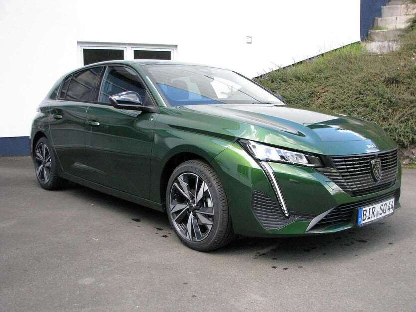 Peugeot 308 11.685 km 24.990 € Heimbach 55779