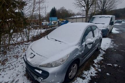 Peugeot 207 190.000 km 650 &euro; Bollendorf 54669