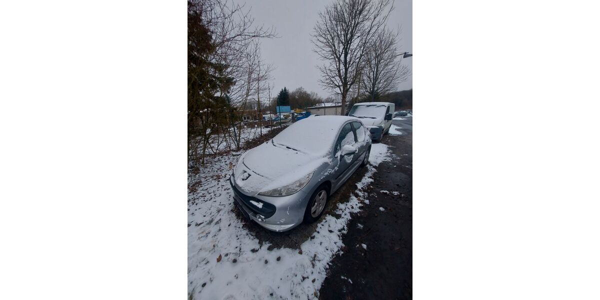 Peugeot 207 190.000 km 650 &euro; Bollendorf 54669