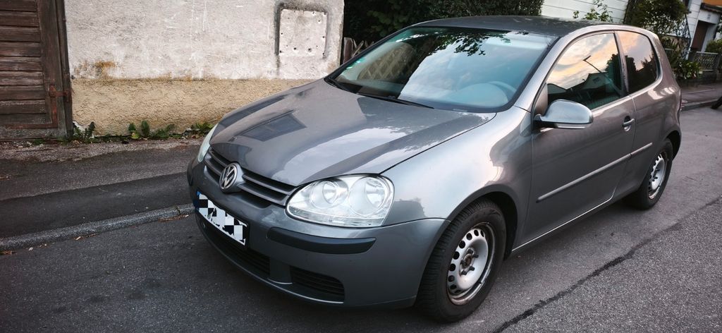 VW Golf 211.699 km 850 &euro; Murrhardt 71540