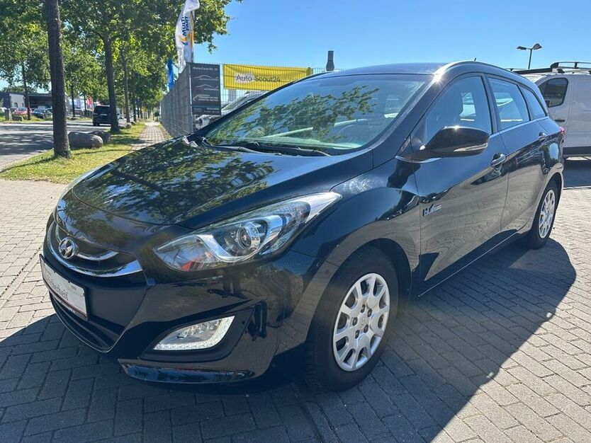 i30