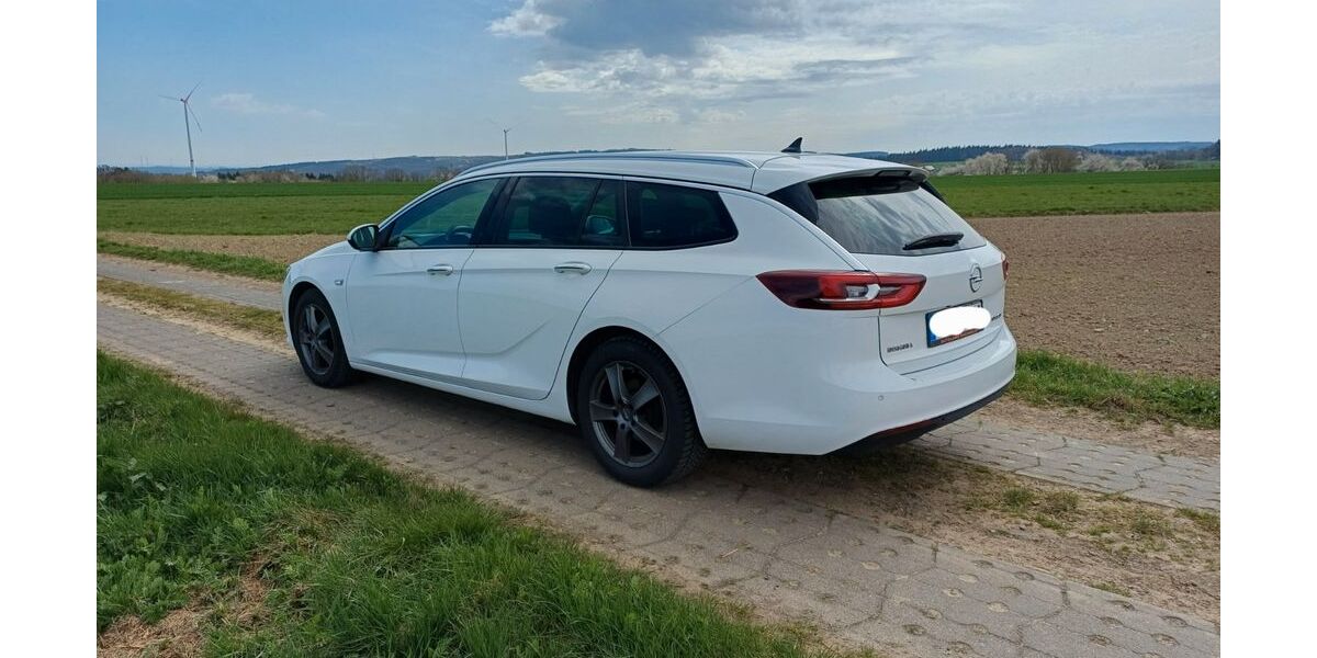 Opel Insignia 118.000 km 12.500 &euro; Luxem 56729