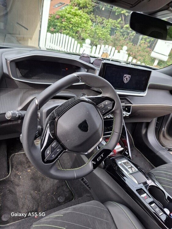 Peugeot 2008 13.000 km 27.500 € Einbeck 37574