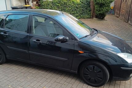 Ford Focus 245.000 km 750 &euro; Essen 45329