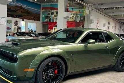 Dodge Challenger 4.390 km 76.900 &euro; München 81677