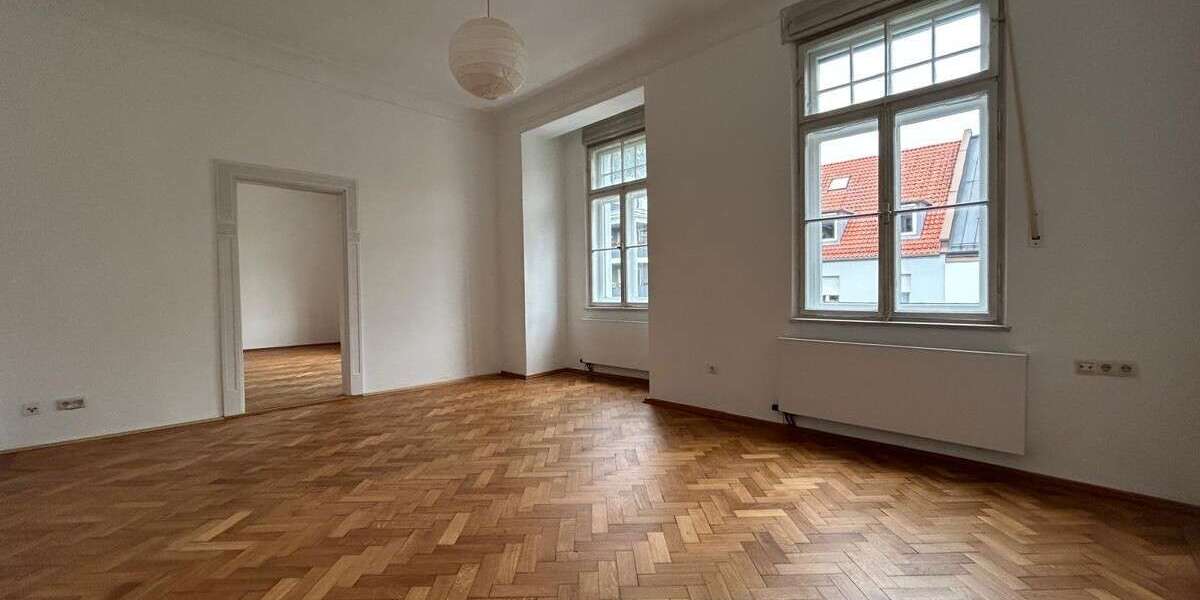Etagenwohnung Augsburg Antonsviertel - 4 Zimmer, 116 m&sup2;, 1.740&euro; | Angebot:26986463