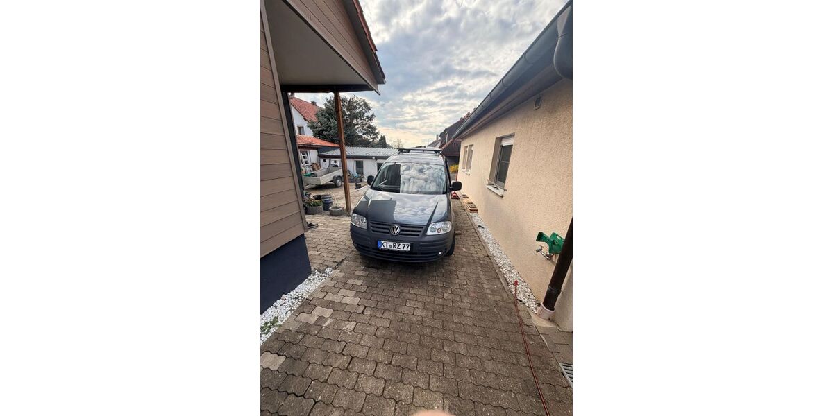 VW Caddy 381.925 km 2.300 &euro; Kitzingen 97318