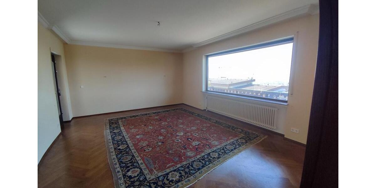 Einfamilienhaus Leimen - 7 Zimmer, 190 m&sup2;, 1.990&euro; | Angebot:21518561