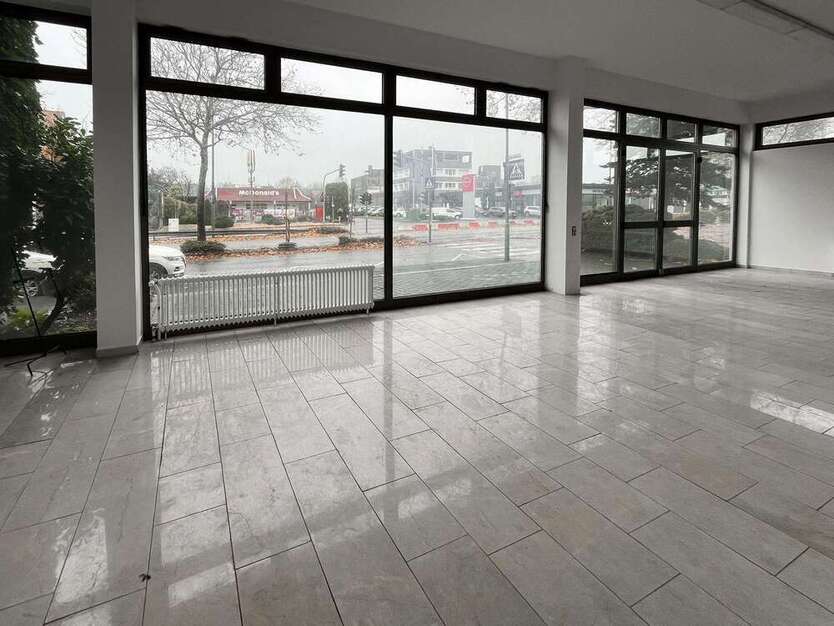 Einzelhandel in Kaiserslautern 4.500 € 436 m²
