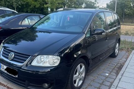 VW Touran 262.000 km 1.450 &euro; Karlsruhe 76189