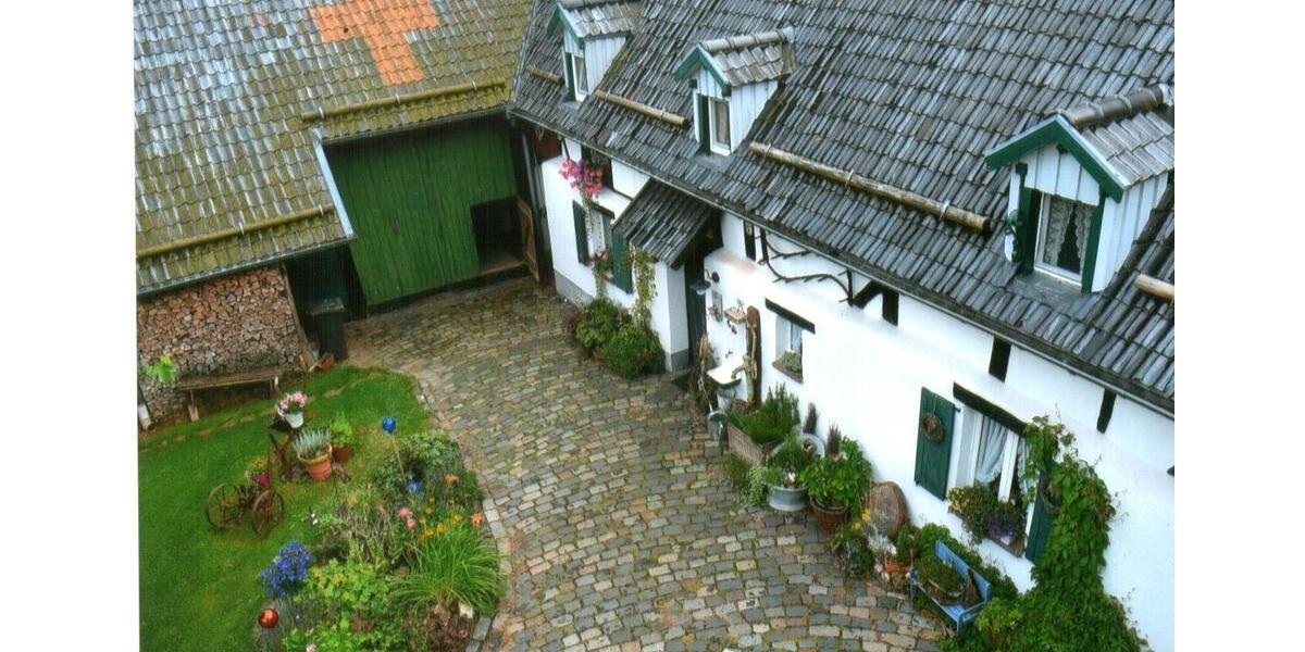 Bauernhaus, Landhaus Nettersheim - 7 Zimmer, 89 m&sup2;, 220.000&euro; | Angebot:27157925