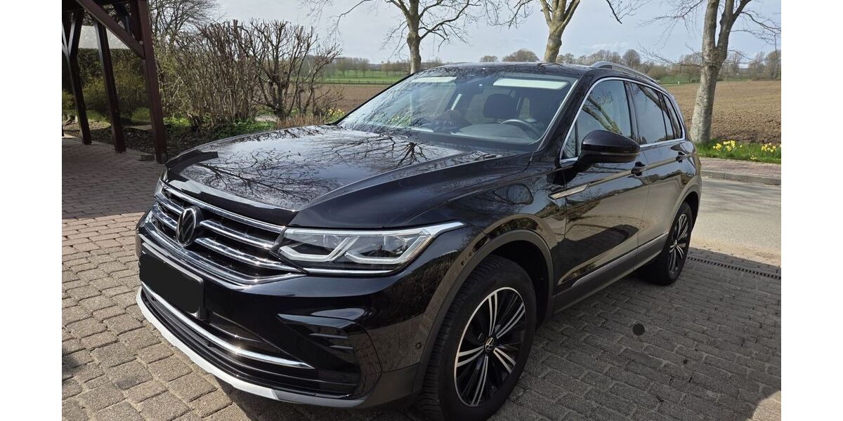 VW Tiguan 105.000 km 26.800 &euro; Neudorf-Bornstein 24214