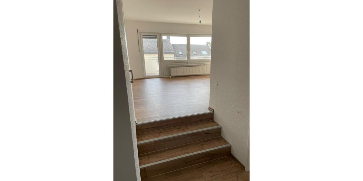 Erdgeschoßwohnung Grevenbroich Hemmerden - 2 Zimmer, 69 m&sup2;, 642&euro; | Angebot:26347705
