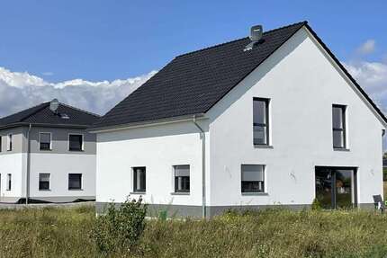 Grundstück zu verkaufen in Bernburg 99.424 € 956 m² zimmer