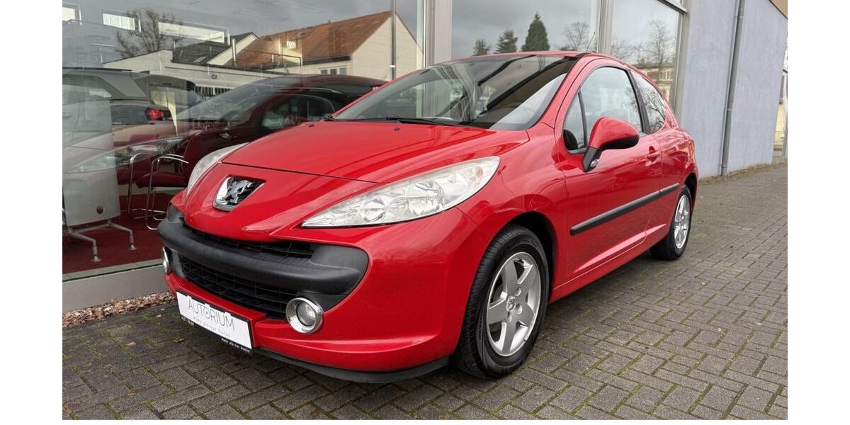 Peugeot 207 148.000 km 1.999 &euro; Berlin 13127