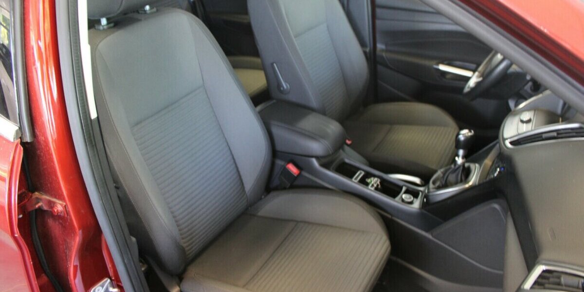 Ford C-Max 1.5 EcoBoost Titanium 66.455 km 11.980 € Euskirchen 53881