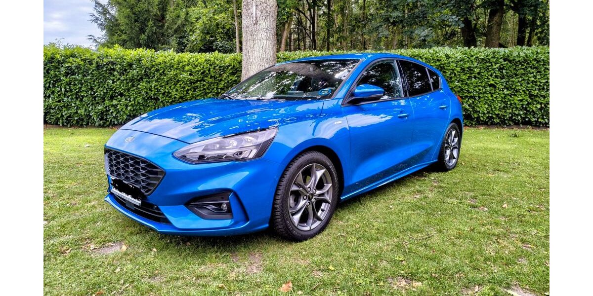 Ford Focus 60.000 km 14.999 &euro; Loxstedt 27612