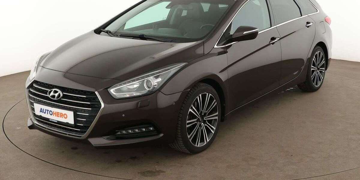 Hyundai i40 113.847 km 14.400 &euro; Berlin 14059
