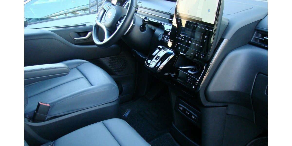 Hyundai Staria Prime 2.2CRDI 9-Sitzer ACC LED 24.308 km 36.980 &euro; Falkensee 14612