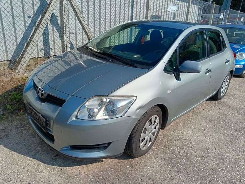 Auris