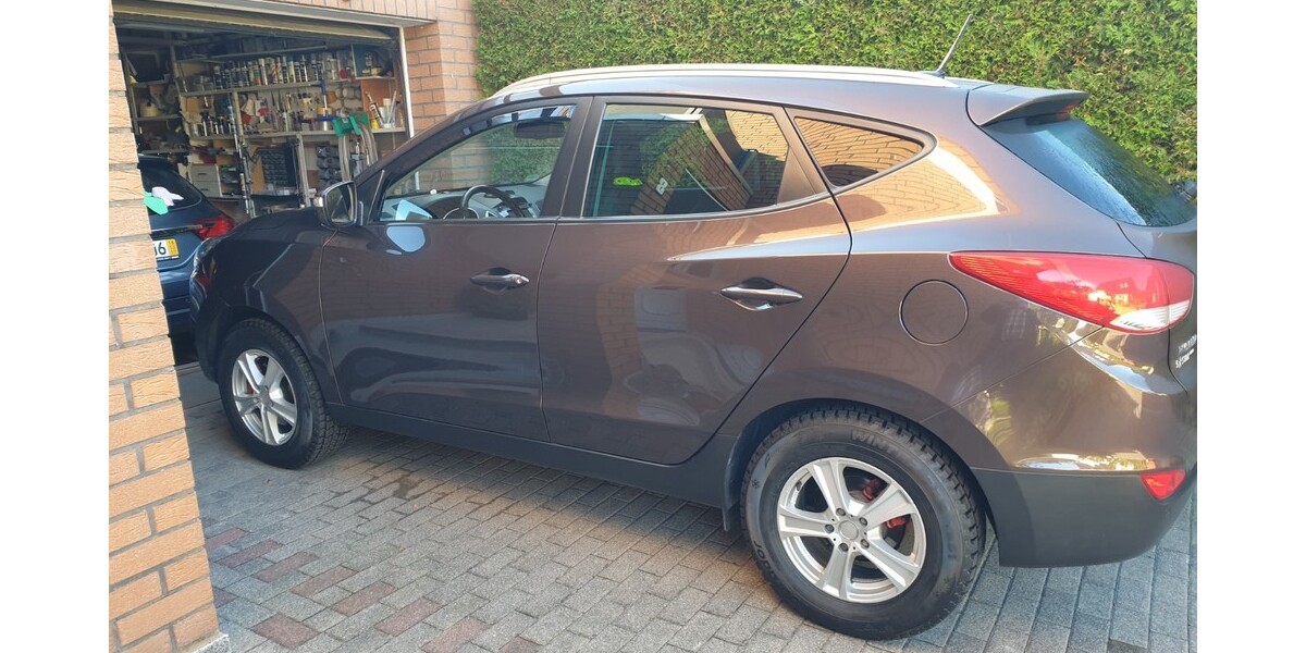 Hyundai IX35 109.000 km 8.500 &euro; Bad Lippspringe 33175
