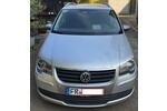 VW Touran 302.000 km 3.999 € Gottenheim 79288