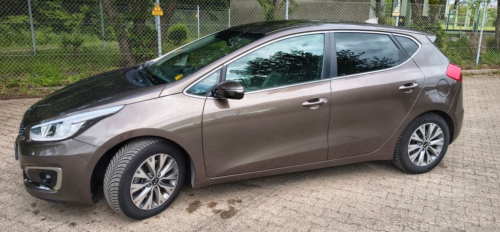 Kia ceed / Ceed 35.000 km 9.950 &euro; Langerwehe 52379