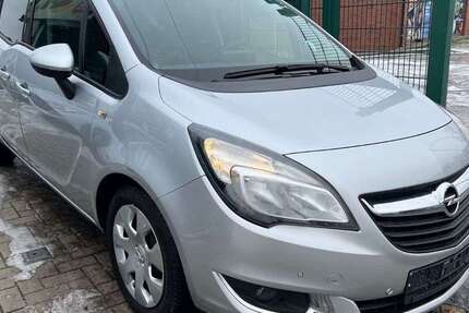 Opel Meriva 73.000 km 6.490 &euro; Berlin 13086