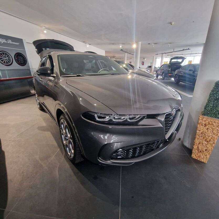 Alfa Romeo Tonale 1.650 km 39.990 € München 81827