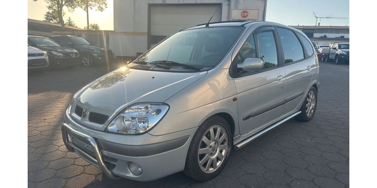 Renault Scenic 121.000 km 1.999 &euro; Elz 65604