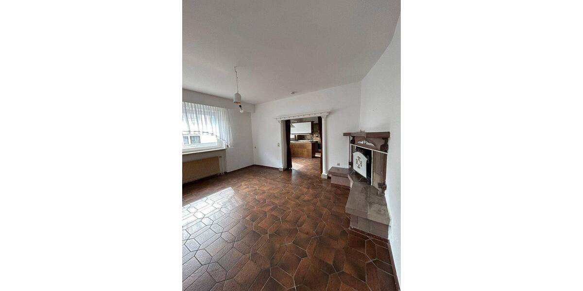 Etagenwohnung Villingen-Schwenningen Schwenningen - 3 Zimmer, 109 m&sup2;, 890&euro; | Angebot:26876792
