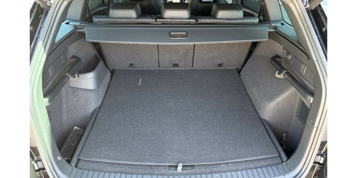 Skoda Kodiaq 2.0 TDI Sportline 4x4 KAMERA/NAVI/1.HAND 65.302 km 29.900 &euro; Villingen-Schwenningen 78054