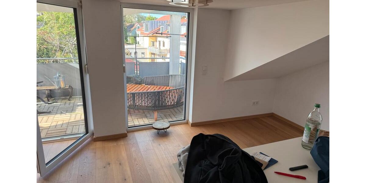 Dachgeschoßwohnung Kumhausen - 3 Zimmer, 78 m&sup2;, 1.300&euro; | Angebot:26399617