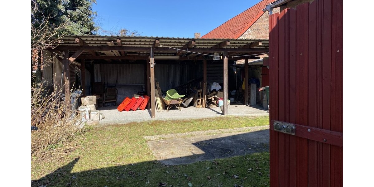 sanierungsbedürftiges Haus mit Garage und Nebengebäude günstig zu verkaufen - Einfamilienhaus Wittstock Sewekow | Angebot:25963874