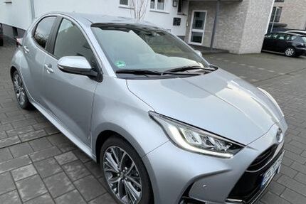 Toyota Yaris 10.300 km 23.500 &euro; Rietberg 33397