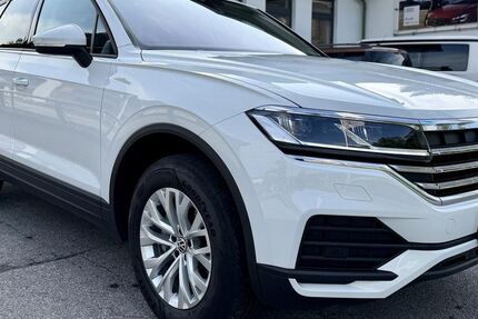 VW Touareg 26.767 km 46.990 &euro; Bischofswiesen 83483