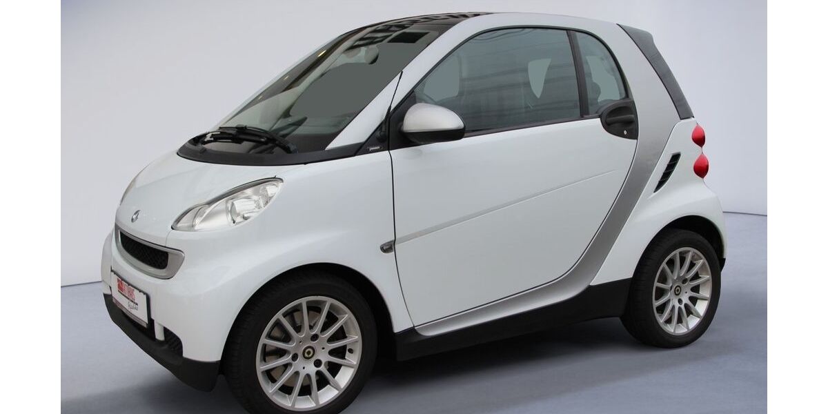 Smart ForTwo 142.300 km 3.990 € Chemnitz 09228