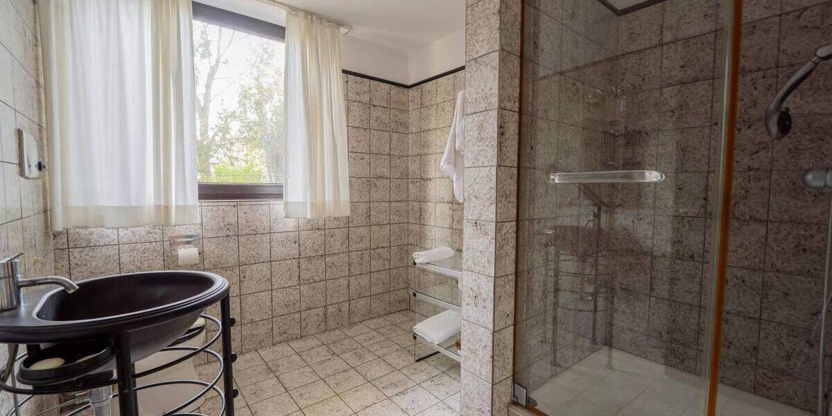 Einfamilienhaus Rösrath Forsbach - 1 Zimmer, 368 m&sup2;, 925.000&euro; | Angebot:26318527