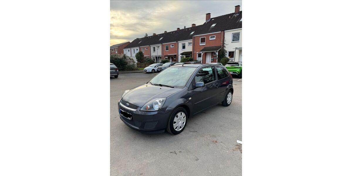 Ford Fiesta 125.000 km 2.400 &euro; Hamburg 20537