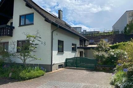 Einfamilienhaus mit 6 Zimmer, Gartenanteil, Garage mit Grube zimmer