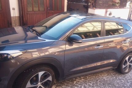 Hyundai TUCSON 154.800 km 14.800 &euro; Treffurt 99830