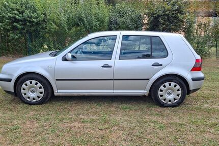 VW Golf 224.800 km 1.450 € Großrinderfeld 97950