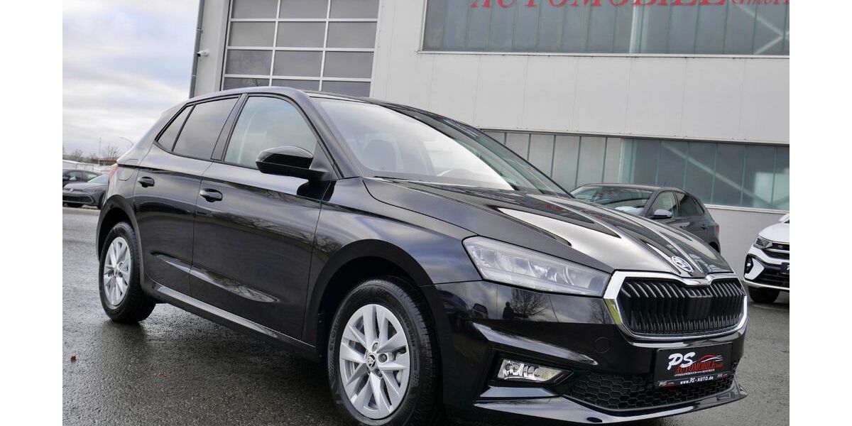 Skoda Fabia 19.300 km 17.888 &euro; Wülfershausen 97618