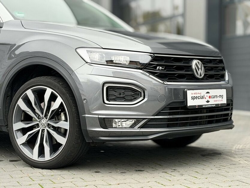 VW T-Roc R-line / IQ / Panorama / Virtual Cockpit 45.000 km 25.390 € Mönchengladbach 41066