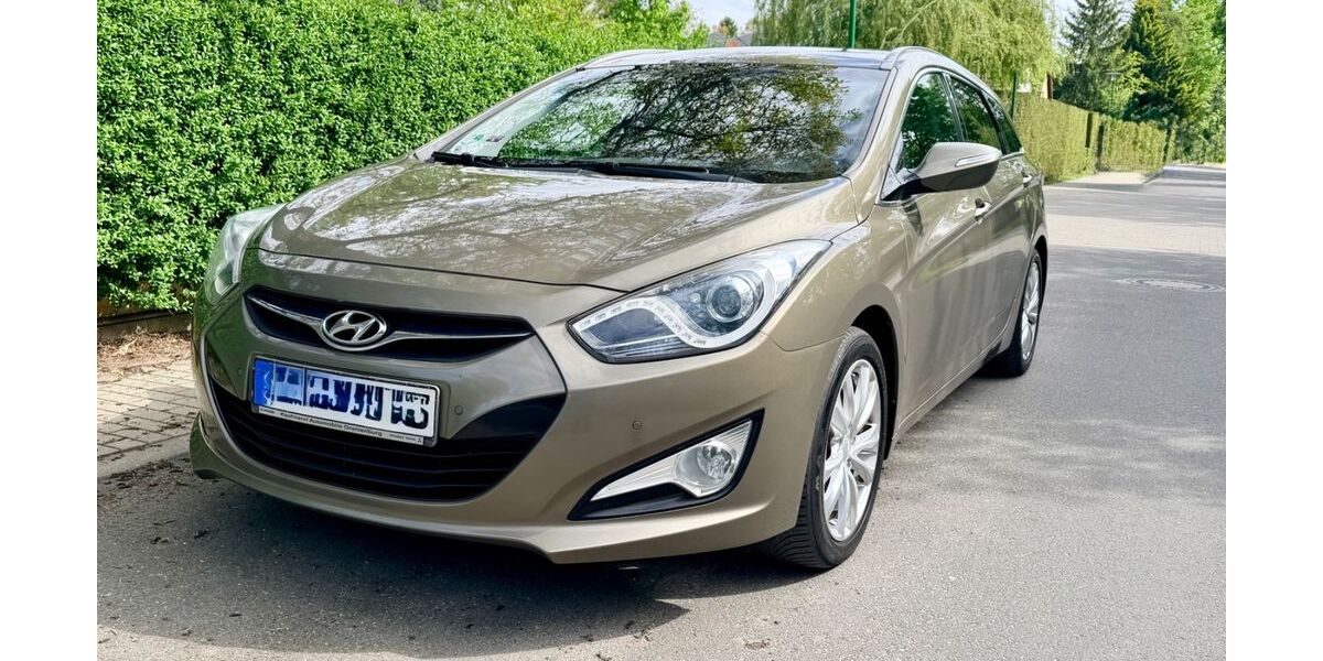 Hyundai i40 161.000 km 7.200 &euro; Berlin 12207