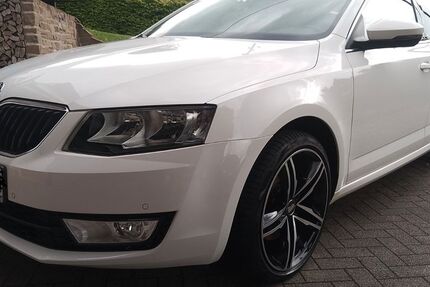 Skoda Octavia 150.000 km 14.100 &euro; Kirchhundem 57399