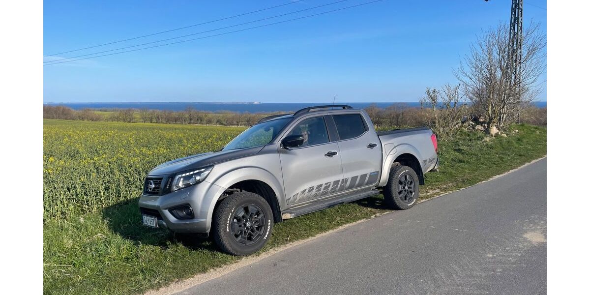 Nissan PickUp 87.400 km 25.800 &euro; Düsseldorf 40470