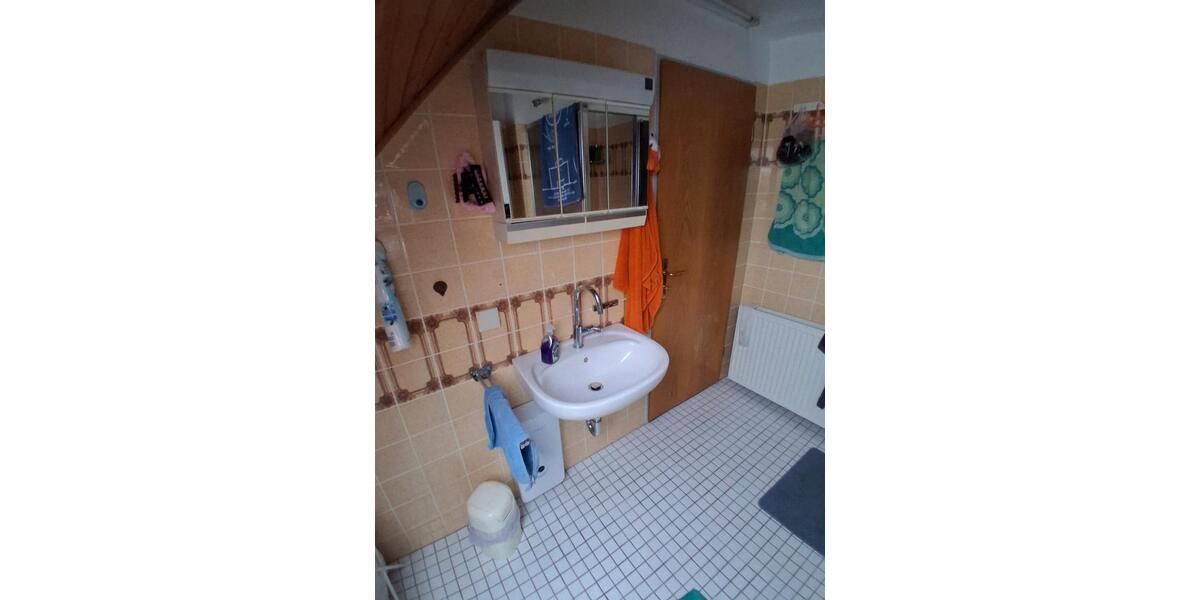 Dachgeschoßwohnung Varel - 2 Zimmer, 42 m&sup2;, 140.000&euro; | Angebot:27121282